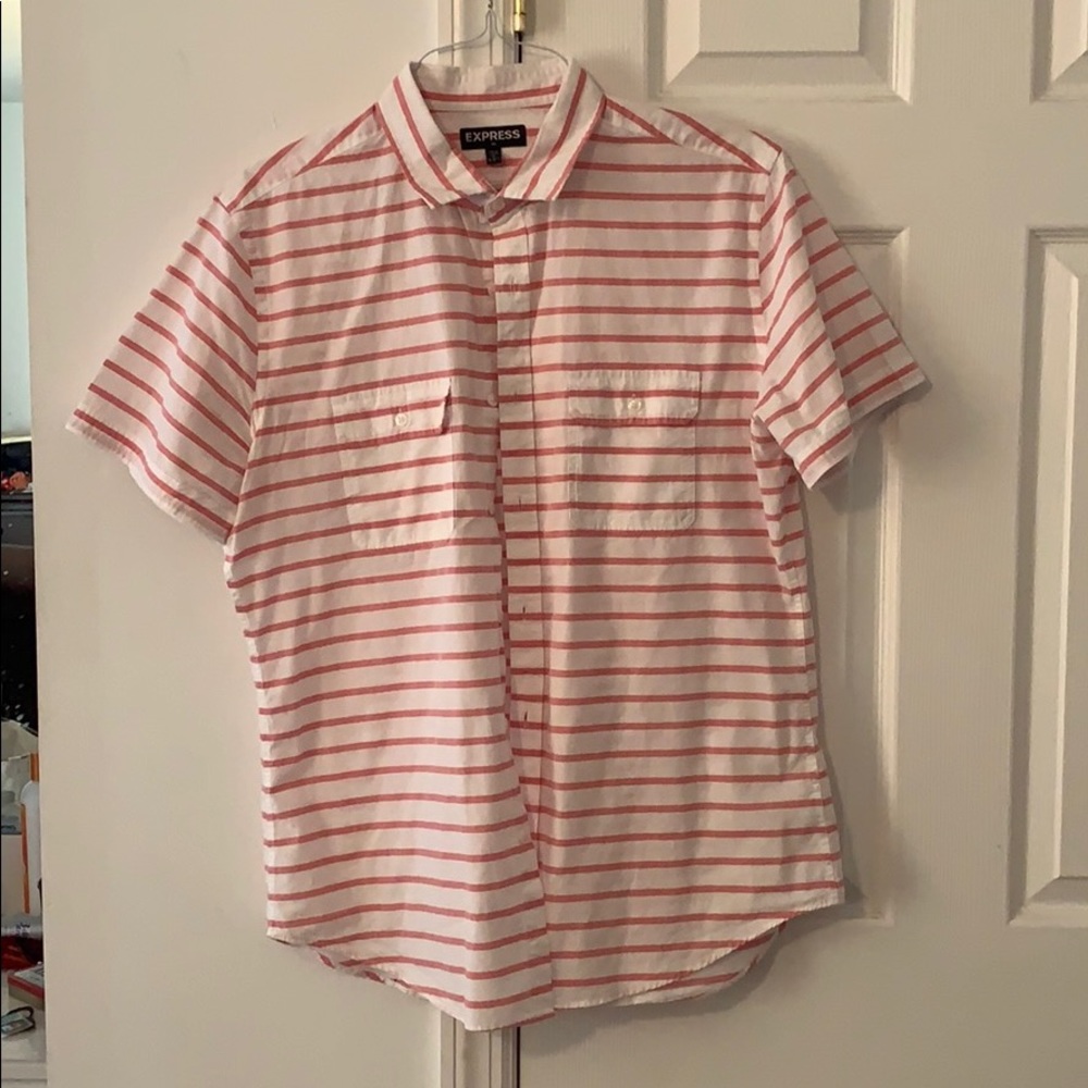 Men’s short sleeve button down
